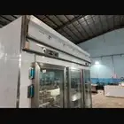 ثلاجة عرض لحوم