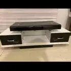 دولاب الشاشة مترين نظيف مافي اي عيوب ب 180