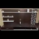 مكتبه