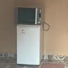 ثلاجة   ميكرويف كلاهما عطلانه سعر الثلاجة 150 وميكرويف 120