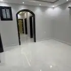 شقق جديدة ديلوكس للإيجار مقابل مول الباحة سكن عائلي