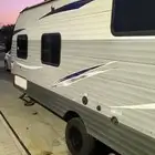 كرفان امريكي 2019 بحالة ممتازة سحب