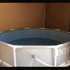 مسبح للبيع
