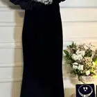 فستان زواج اسود من بيرلا