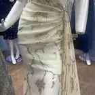 للبيع فستان جديد استخدام واحد