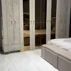 غرفة نوم مستخدمة