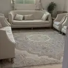 كنب وثلاث اسرة وتسريحة