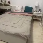 غرفة نوم من ايكيا استعمال بسيط  سفرة 6-8 اشخاص كهربائيات