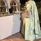 فستان من المصممه اسماء البادي نفس اللون