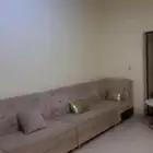 كنب لونه بيج مخمل شامواه