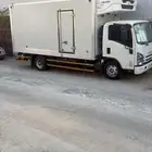 شاحنة ثلاجة تبريد وتجميد