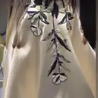 فستان للبيع استخدام ثلاث ساعات فقط من ورا حبال للتضييق والت