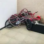للبيع سير ورف وغسالة ملابس وسياكل