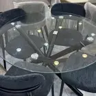طاوله طعام