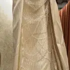 فستان للبيع لبست ساعتين