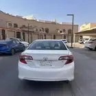 السلام عليكم عندي كامري للبيع موديله 2013