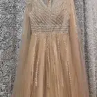 فستان فخم للبيع