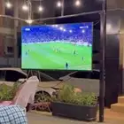 احواض شجر ورد وفيها نعناع وحبق وورد جاهزه للاستخدام