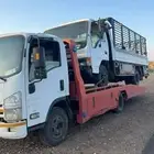 سطحه داخل الباحه وخارجها