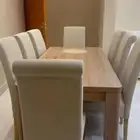 طاولة طعام من هوم بوكس مستعملة