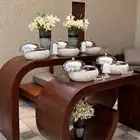 طاولات فخمه. وشاشه للبيع التواصل واتساب