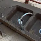 مطبخ متكامل ابيض جديد مع الفرن ومصفي مويه