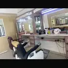 كرسي حلاق وطاوله للبيع