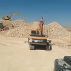 يوجد ثلاث بوكلينات للايجار بالرياض