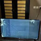 شاشة 65 بوصة ( KMC ) الشاشة فيها كسر