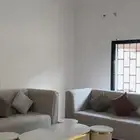 كنب وطاولات للبيع
