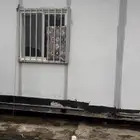 كرفانه 4في 8 للبيع نضيفه