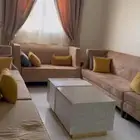 كنب نظيف وبحاله ممتازه 5 قطع مع الخدادات