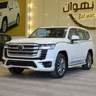 تويوتا لاند كروزر GXRLS كويتي الساير مع دفتر ضمان2025ابيض