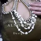 فستان من مصممه