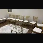 كراسي وطاولات خدمة