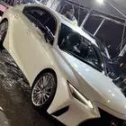 للبيع  لكزس IS 350 موديل 2021   أبيض لؤلؤي