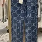 بنطلون قوتشي للبيع جديد لم يستخدم مقاس سمول و ميديم