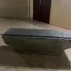 للبيع صندوق عزبه مع خزان ماء