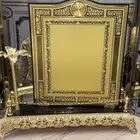 دروع جديدة بقاعدة ونخلة معدن ذهبي فاخرة