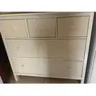 دولاب نظيف