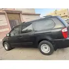 كيا كرنفال 2009
