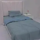 سرير للبيع شبه جديد