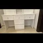 مكتب   طاولة ابيض