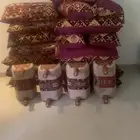 مساند نظيفه مع اربع مراكي نظيفه وسليمه