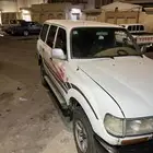 صالون للبيع