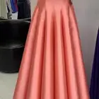 عرض فستان للبيع