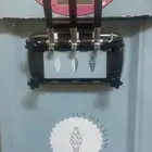 الة ايسكريم للبيع ب 4000 البيع مستعجل