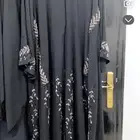 عبايه شبه جديده