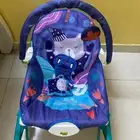 كرسي سياره وهزاز