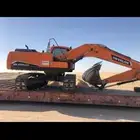 سائق بوكلين جاهز للعمل